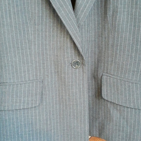 BCBG MAXAZRIA Gray Pinstripe Jacket and Pants Suit - Picture 4 of 11